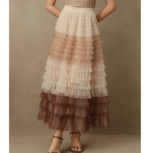 Classic Color Block Stretchy Waist Layered Tulle Maxi Skirt - Picture 6 of 12